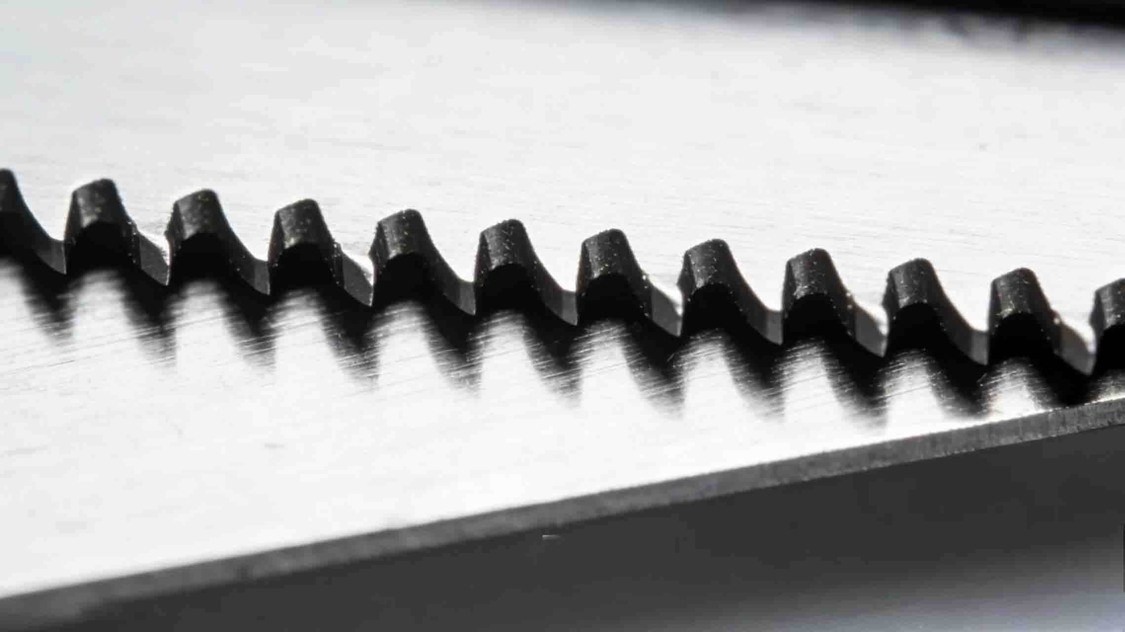 Por qué la industria del embalaje prefiere las estructuras de cuchillas dentadas