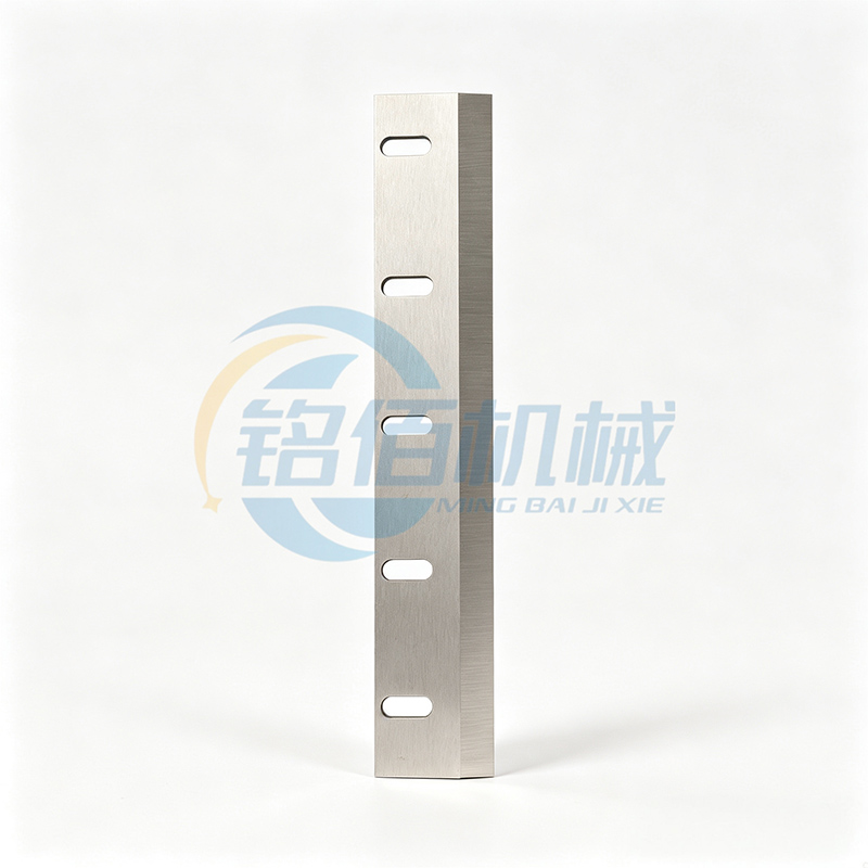 Long straight‑edge industrial cutter